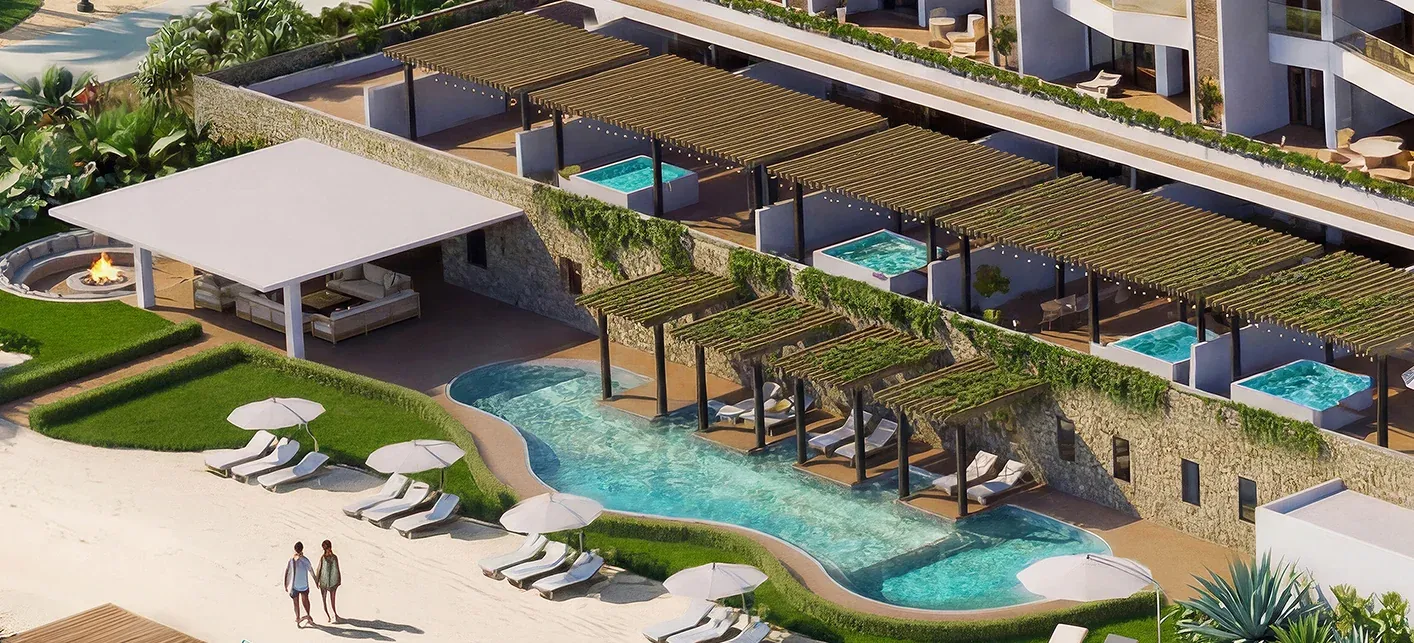 Lakefront Pool & Deck